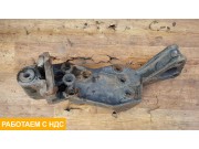 Кронштейн крепления передней рессоры левый